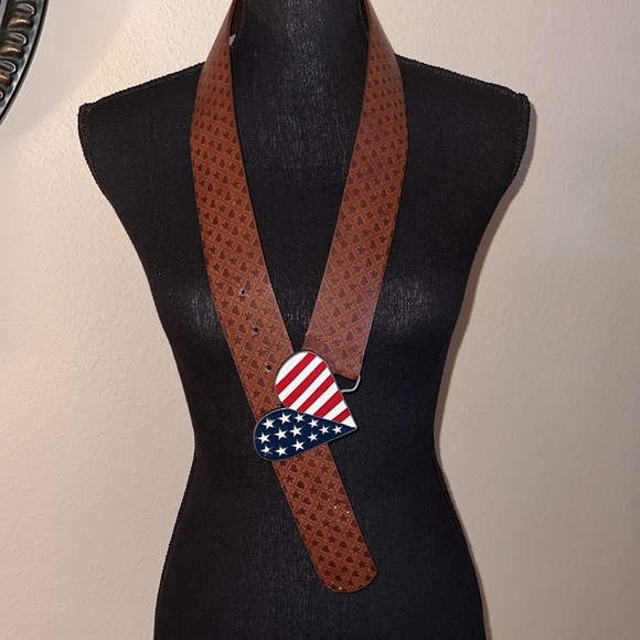 Heart Shaped Stars Stripes Unisex Buckle Stars Hearts Brown Vegan Leather Belt - Picture 3 of 10